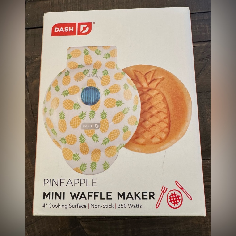 Dash Pineapple Mini Waffle Maker - New in Box
